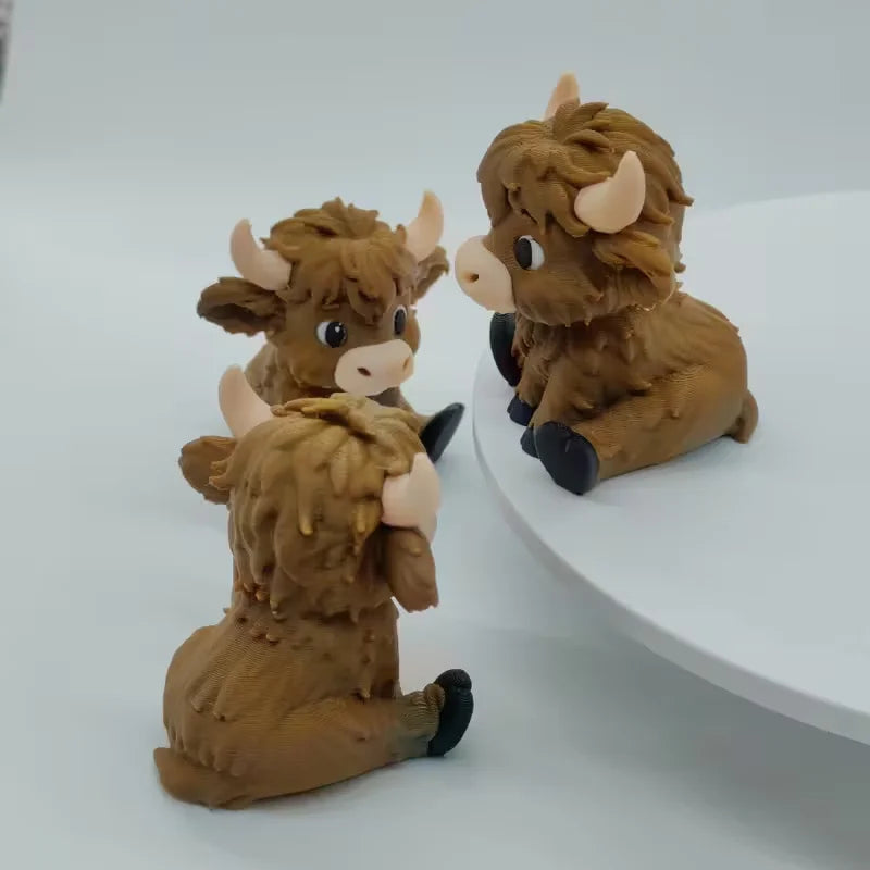 3D Printed Seated Highland Cow Adorable Desk Pet for Office Cuteness Farmhouse Aesthetic Charming Decor for Birthdays Farm Decor Elk-Valley 3D