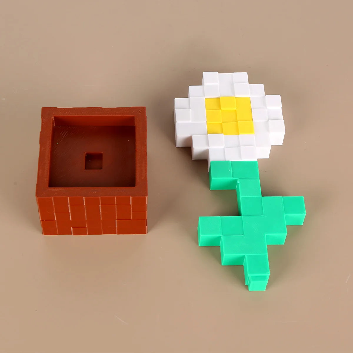 3D Printed Pixel - style Small Flower Decoration - Creative Cube Shape, a New Favorite for Desk Decoration Elk-Valley 3D