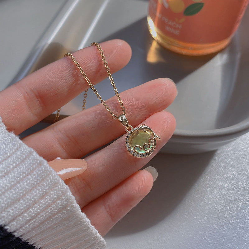 European and American retro titanium necklace female designed high-grade pearl pendant INS style wild lock bone chain jewelry