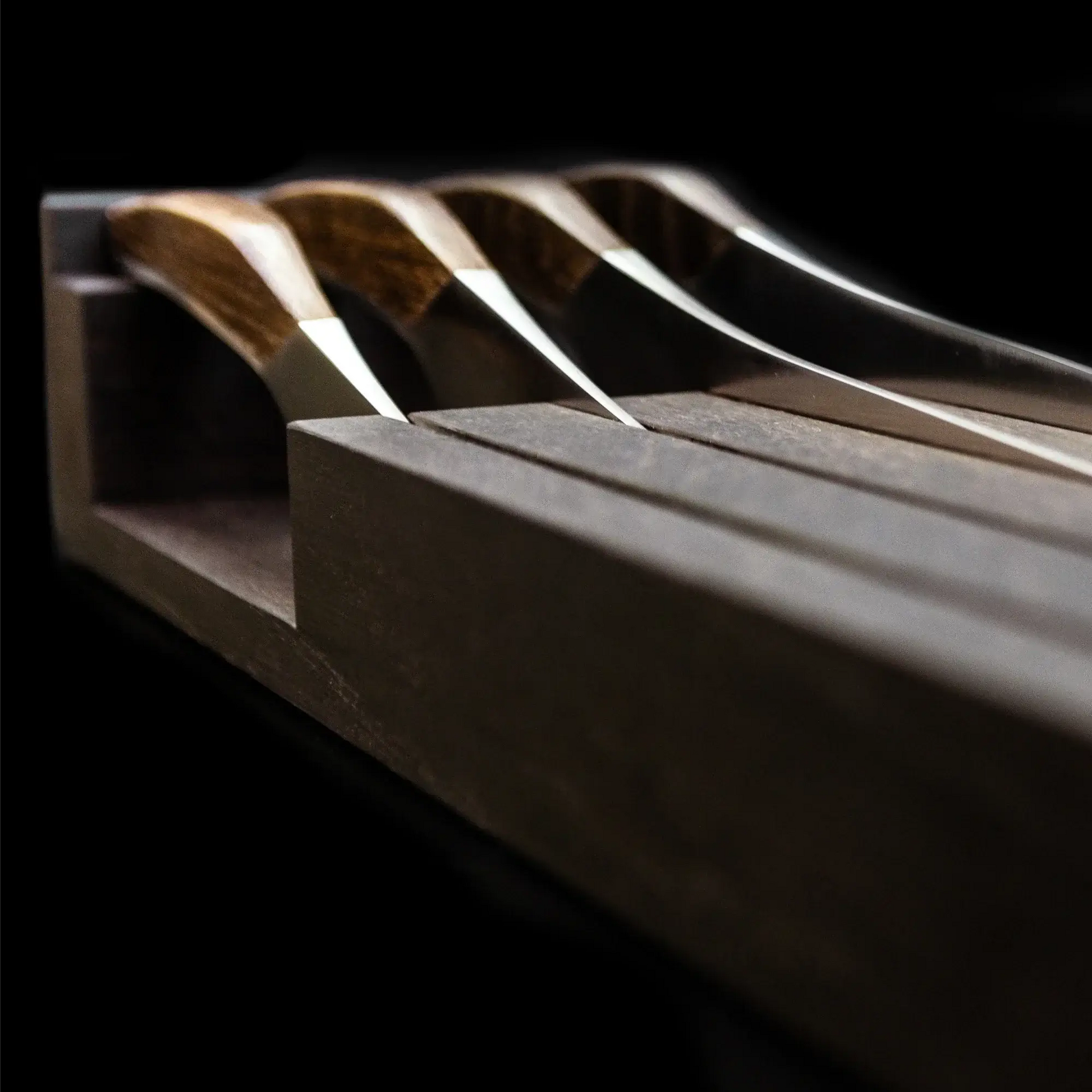 SYNCHROS | 4 piece bundle with Oak-wood Knife holder Ginza Steel