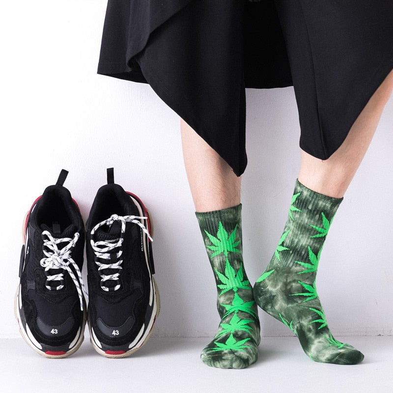 2022 High-quality Tie-dyed Maple Leaf Socks Long Fashion Weed Socks Men Skateboard Hiphop Socks Meias Women Couple Socks 1 Pairs Elk-Valley 3D
