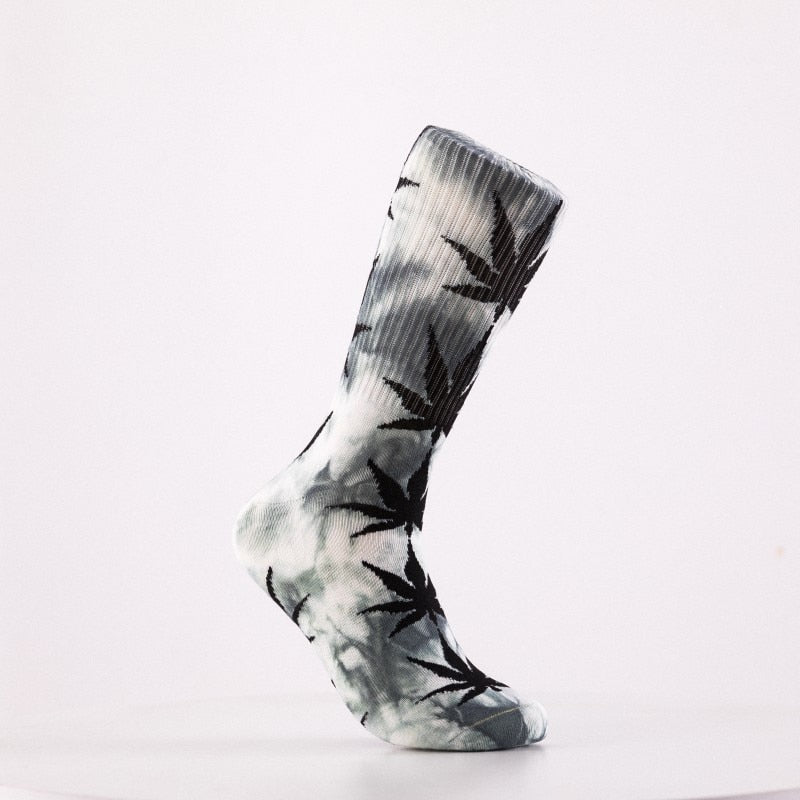 2022 High-quality Tie-dyed Maple Leaf Socks Long Fashion Weed Socks Men Skateboard Hiphop Socks Meias Women Couple Socks 1 Pairs Elk-Valley 3D