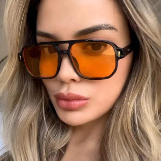 1pcs/4pcs Brand Fashion Square Women Men Sunglasses Retro Rivets Women Brand Designer Shades UV400 Sun Glasses Shades Elk-Valley 3D