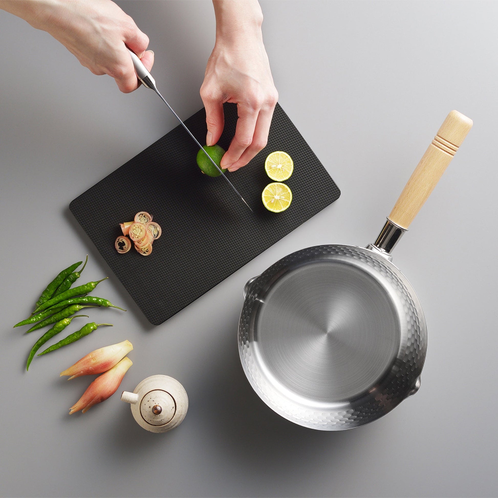 Yoshikawa Yukihira Saucepan 20 cm Stainless Steel  | 2.1 L with Wooden Handle Ginza Steel