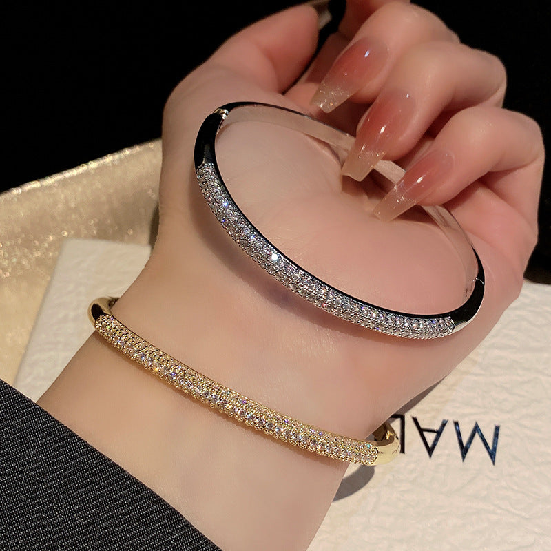 Fashionable Light Luxury Full Zircon Bracelet With Dazzling High-end Feel Elk-Valley 3D